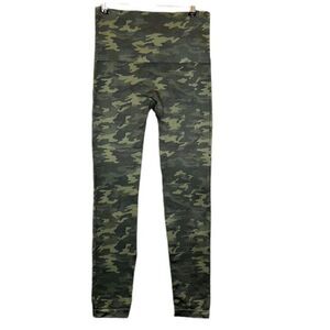 SPANX Look At Me Now Leggings Green Camo High waist‎ Size Large